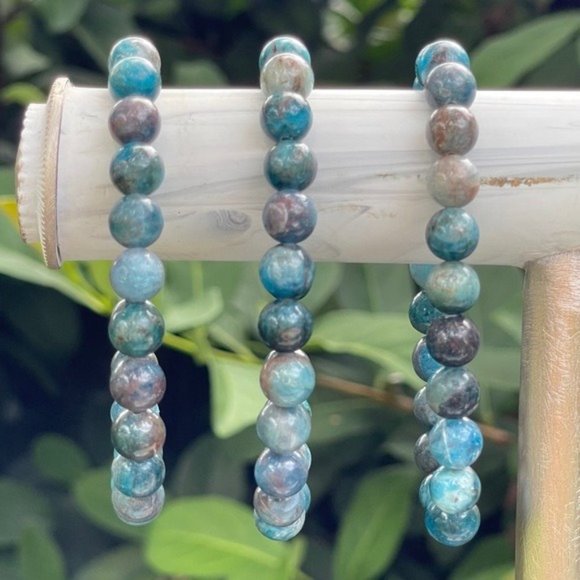 7.5mm Blue Apatite Bead Chakra Stretch Bracelet - Picture 4 of 7